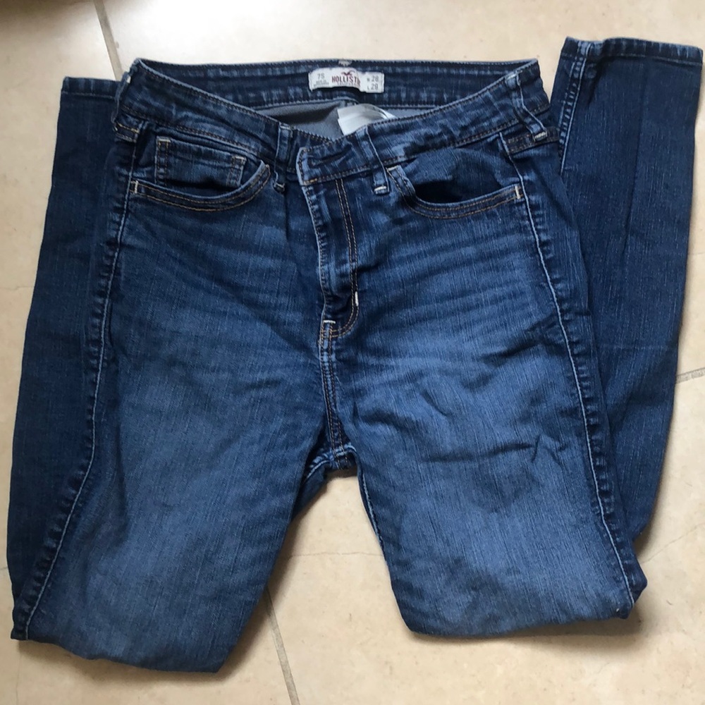 HOLLISTER HIGH RISE SKINNY DARK BLUE (7S W28 L29)